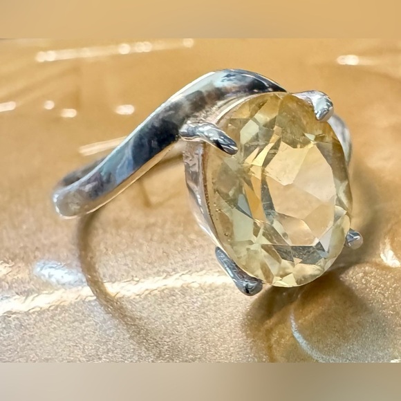 Citrine Sterling Silver Ring (7.75) - Picture 4 of 12